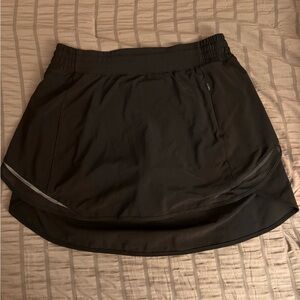 Lululemon hotty hot tennis skirt